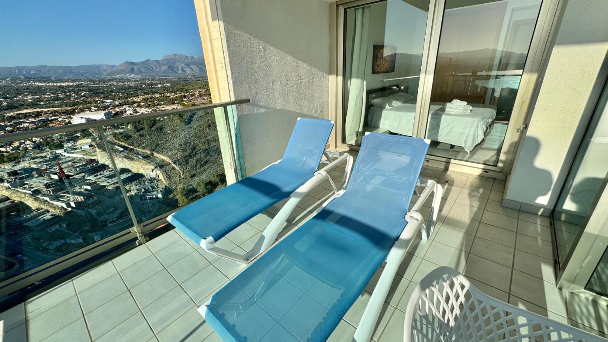 Highrise Apartment With Stunning Views From Private Balcony 85 Benidorm Luaran gambar